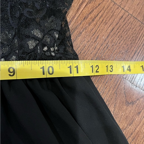 Vintage 90s Black Lace High-Low Dress Goth Witchy Emo Whimsigoth Flowy Y2K - Picture 12 of 14